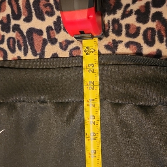 Gothic graphic design lace bunny hoodie - Picture 8 of 10